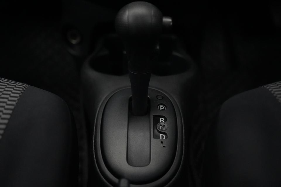 NISSAN MARCH 1.2 E CVT AT ปี 2018 สี แดง ไมล์น้อย พร้อมขับ โทร. 0922639576 เอ๋ 10