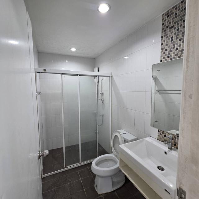 ‼️‼️ต้องกาขาย เดอะคอนเนค 22 รามอินทรา-มีนบุรี ✅️ขนาด21 ตร.ว.พื้นที่ใช้สอย 120 ตร.ม. ✅️3 ห้องนอน 2 ห้องน้ำ 2 ที่จอดรถ ✅️ติดถนนใหญ ใกล้ตลาดมีนบุรี ✅️ห้ 17