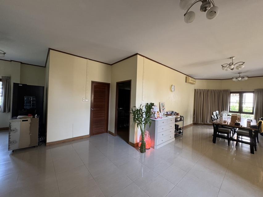 ขายบ้านพักอาศัย 2 ชั้น เนื้อที่ 275 ตร.ว ซอยประสาทสุข เขตยานนาวา กรุงเทพ 12