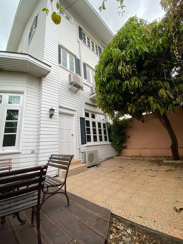 ให้เช่าทาวโฮม  หลังใหญ่ สไตล์ยุโรป 4 ชั้น โครงการแฟนตาเซีย วิลล่า 2 International Village 8