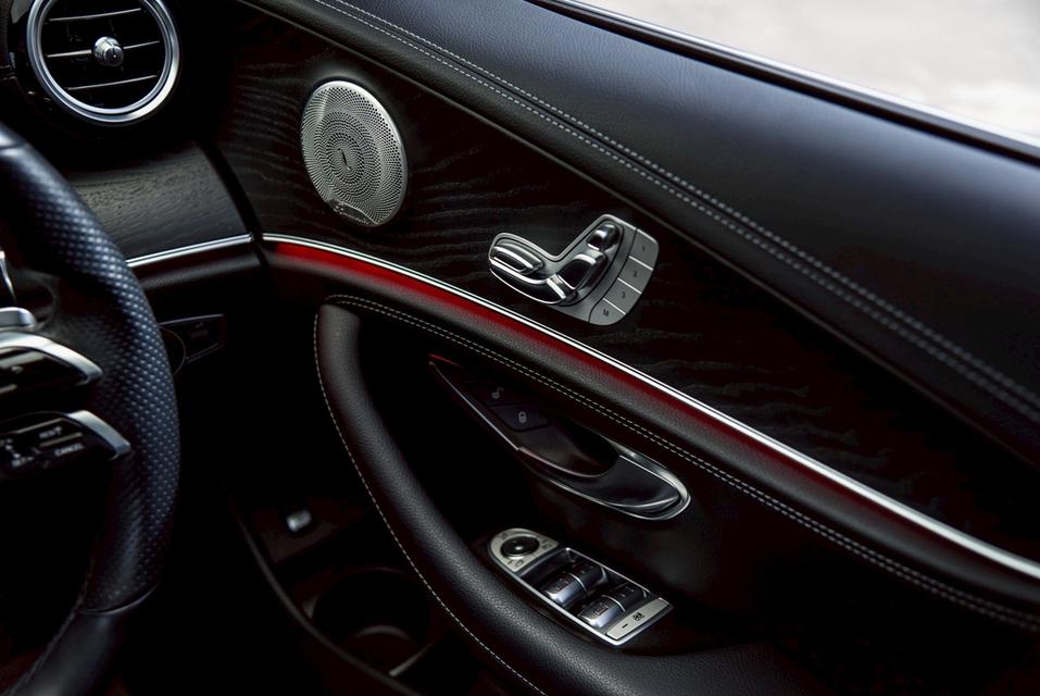 รหัสรถ CBL4245 Mercedes-Benz E300e AMG Dynamic W213 AT 2023 16