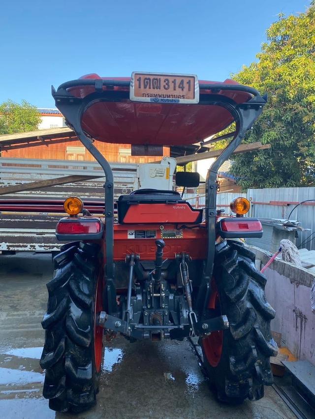 รถไถ Kubota L3218SP มือ 2 พร้อมใบมีดดันดิน 4