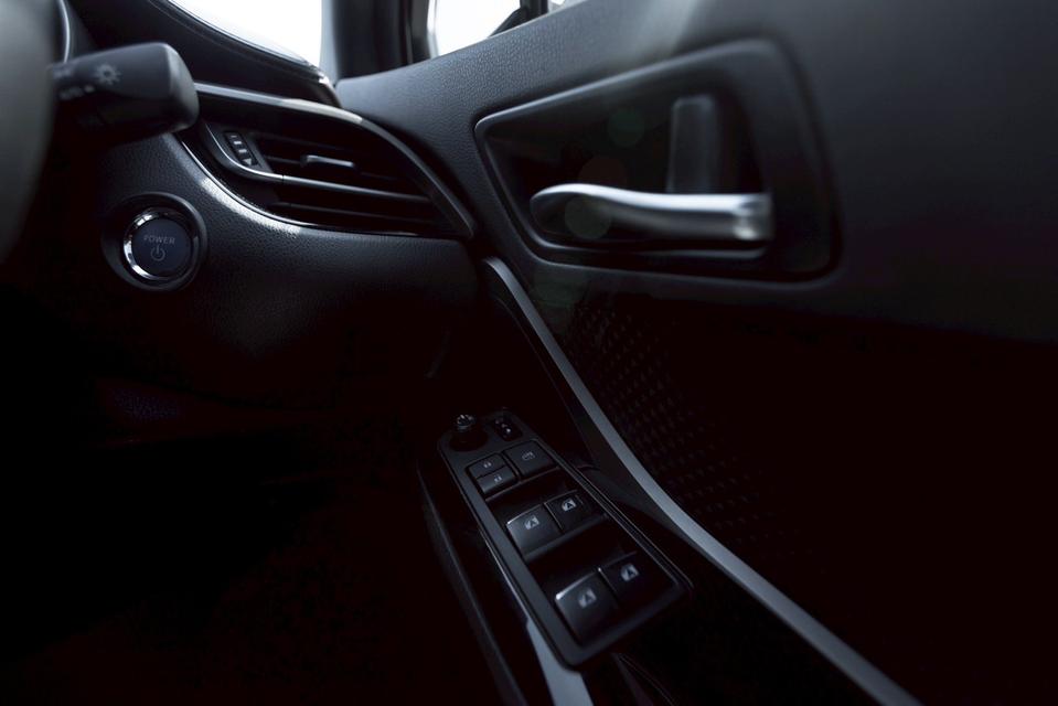 รหัสรถ TPV1283 🎊 Toyota C-HR Hybrid Hi 🎊 2020 รูปที่ 14