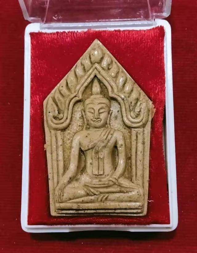 ขุนแผน ลพ.มัก วัดเขาเหล็กรางสะเดา