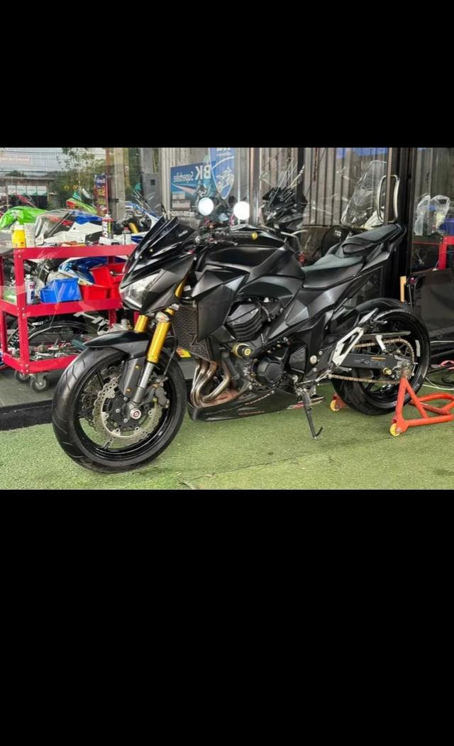 Kawasaki Z800 สีดำ 2