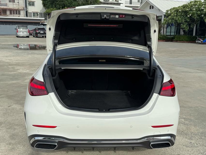 Mercedes Benz C220d AMG dynamicปี 2022 เลขไมล์ 65,xxx km.💰ราคา 1,890,000 บาท รูปที่ 10