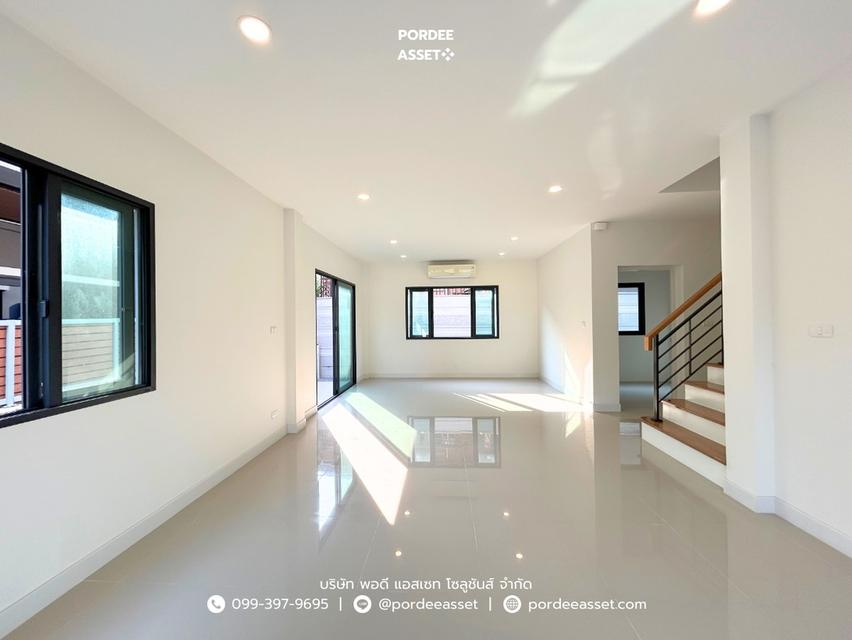 บ้านเดี่ยว เซนโทร บางใหญ่ (ถนนเมน หน้าบ้านไม่ชนหลังอื่น) ซอยวัดลาดปลาดุก บางบัวทอง นนทบุรี ใกล้ MRT สถานีคลองบางไผ่ : Centro Bangyai