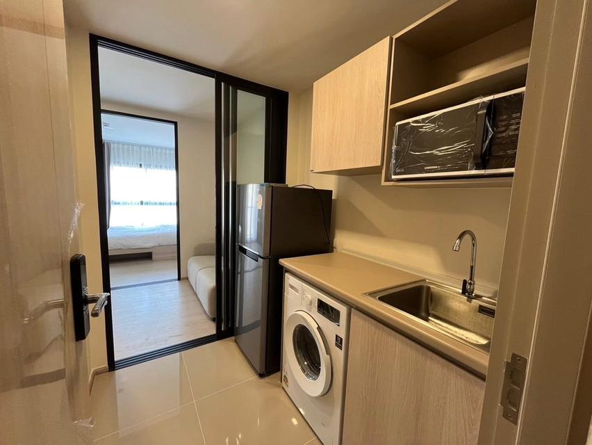 Dcondo Shine Rangsit ห้องใหม่ วิวสระ เฟอร์ครบ 8