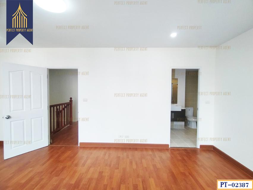 ขาย ทาวน์เฮ้าส์ The Connect 2 บางนา กม.10 ซอยมหาชัย ใกล้วงแหวนกาญจนา 16