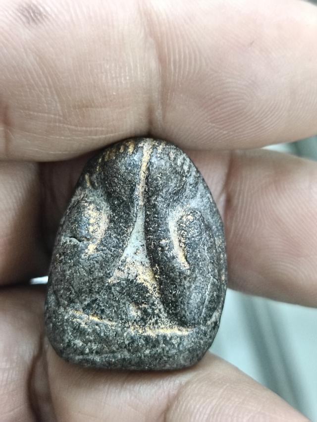 หลวงปู่ศุข เนื้อผงใบลาน,พระปิดตาเนื้อผงใบลานหลงรักเก่า 8