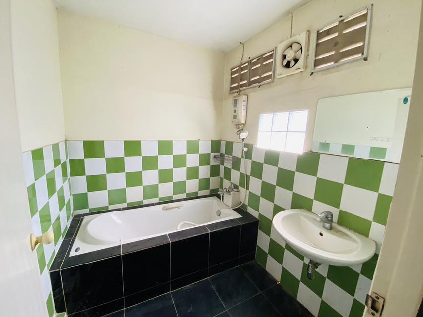 ขายบ้านเดี่ยว 2 ชั้น เนื้อที่ 159.1 ตรว. (ใกล้สถานีรถไฟป่าแดด) ซ.ทุ่งศรีทอง 3 ต.โรงช้าง อ.ป่าแดด จ.เชียงราย 14