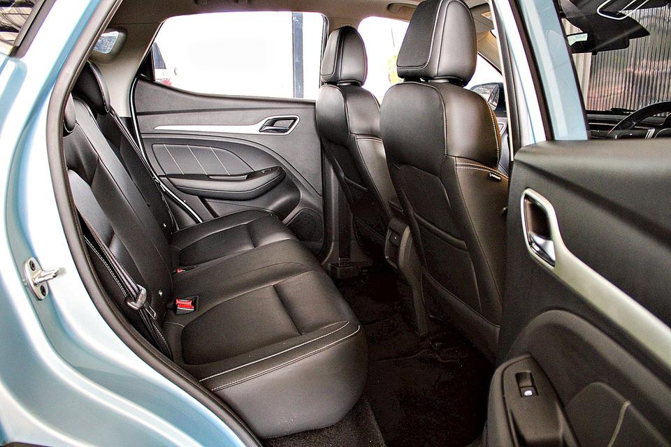 2020 MG ZS EV 100% สีฟ้า Como Blue เกียร์ออโต้ SUV ไฟฟ้าล้วน รูปที่ 8