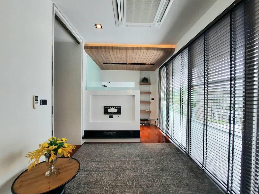 ขายบ้านเดี่ยว  หมู่บ้าน เพอร์เฟค มาสเตอร์พีซ แจ้งวัฒนะ (ตรงข้ามโรงเรียนนานาชาติ SISB นนทบุรี) หลังใหญ่ 436 ตรม 13