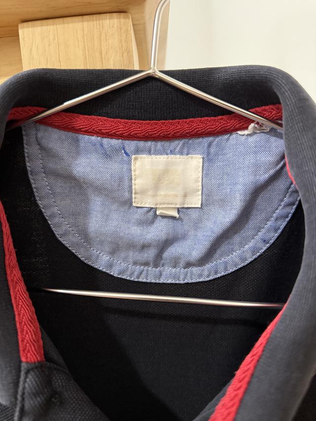 เสื้อมือสองขนาด slim s. Levi’s 4