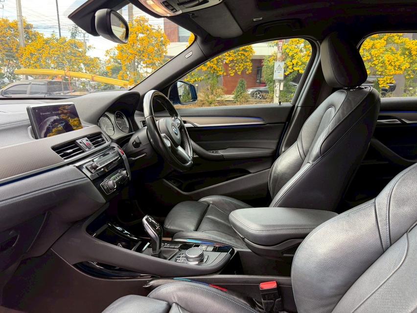 รหัสรถ KPV8240 2019 จด 22 BMW X2 2.0i M SPORT 6