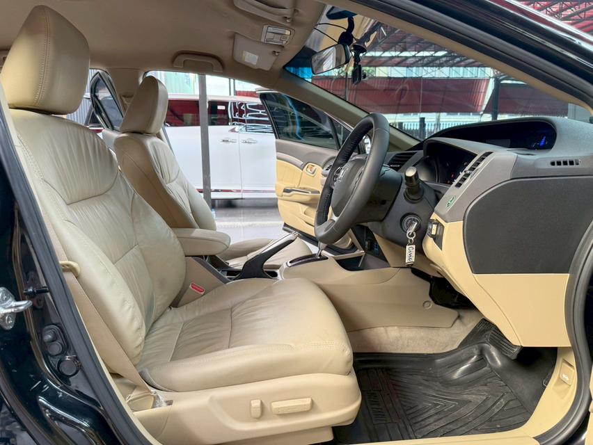 HONDA CIVIC FB 1.8 EL ปี 2013 11