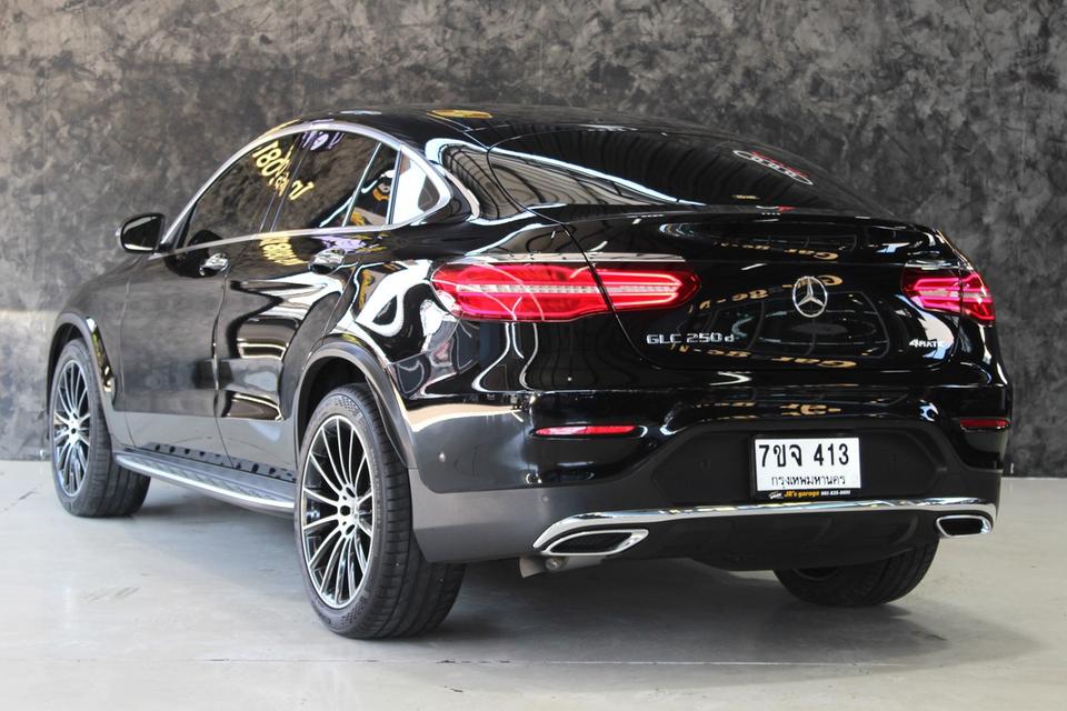 รหัสรถ JRS413 Benz GLC250 Coupe 4Matic Amg ปี 2018 วิ่งเพียง  120,000 km รถตัวถังเดิมสวย รูปที่ 15