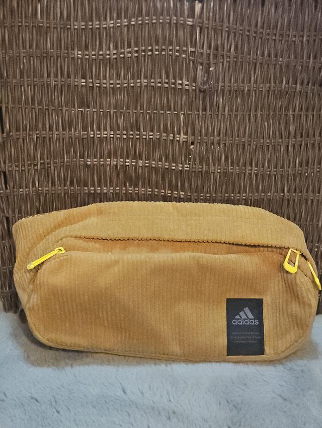 กระเป๋าคาดอกลูกฟูก adidas [แท้] 3