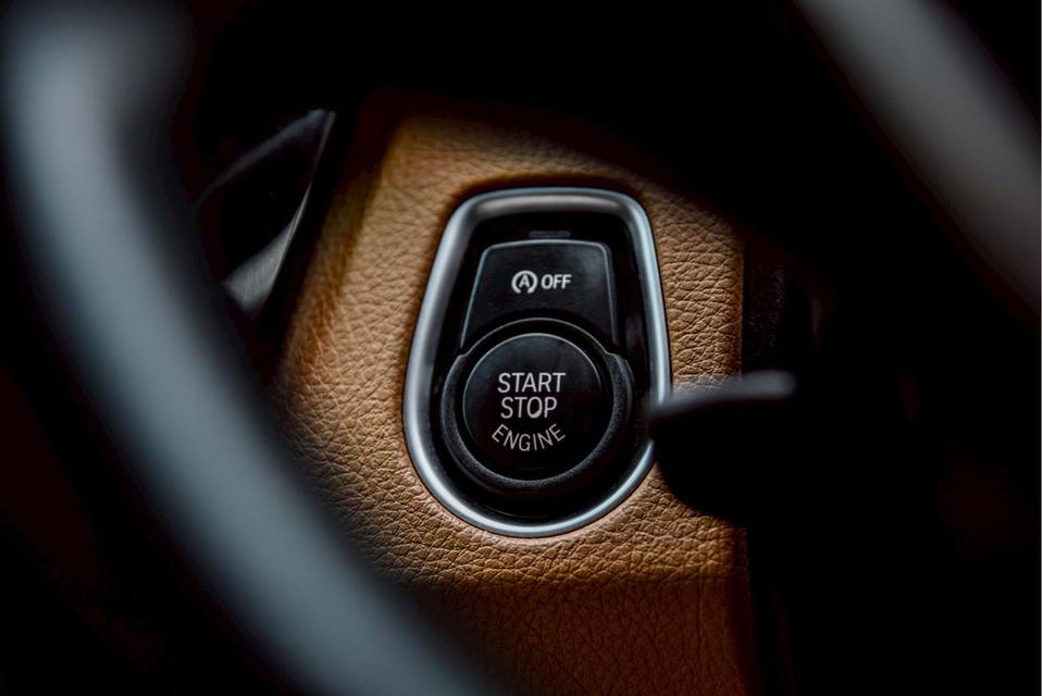 BMW #320d 2.0 AT 2018 รถสวย ไมล์แท้ สวยตรงปก โทร.0922639576 เอ๋  20