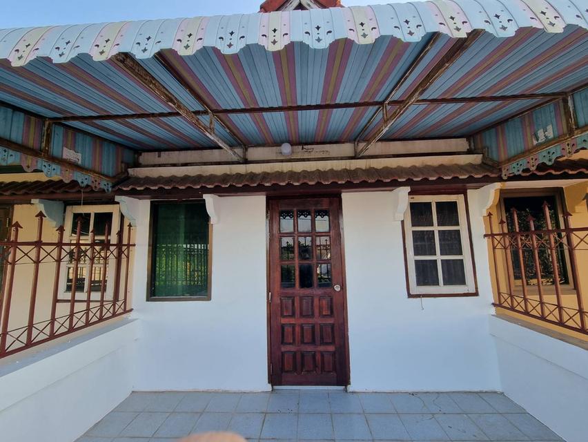 ให้เช่าทาวน์เฮ้าส์ 2 ชั้น ซ.บ้านแสงตะวัน ตำบลวัดไทร อ.เมืองนครสวรรค์ 5