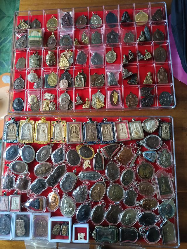 ชุดเหมาพระบ้าน