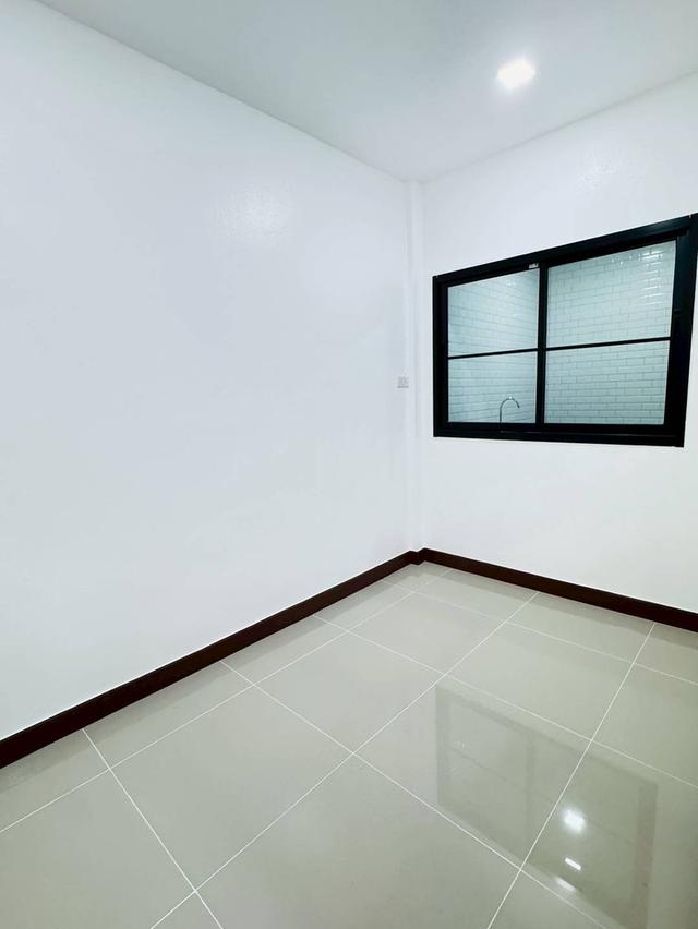 หมู่บ้านศรีเมืองทอง