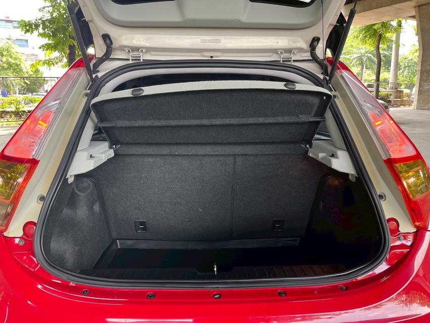 รหัสรถ WMT1609 MG3 1.5X Sunroof ปี 2016 14