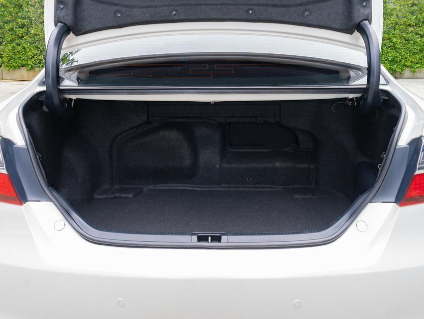 TOYOTA CAMRY 2.5 HYBRID NAVI รูปที่ 8