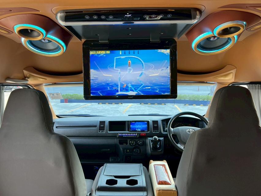 ปี 2016 TOYOTA COMMUTER, 3.0 D4Dป้ายฟ้าแท้ ไม่เคยวิ่งป้ายเหลือง 9