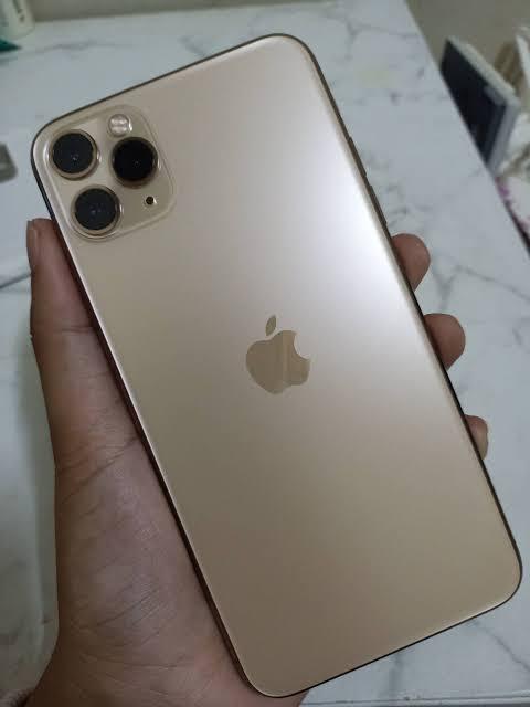 iphone 11 pro สีทอง