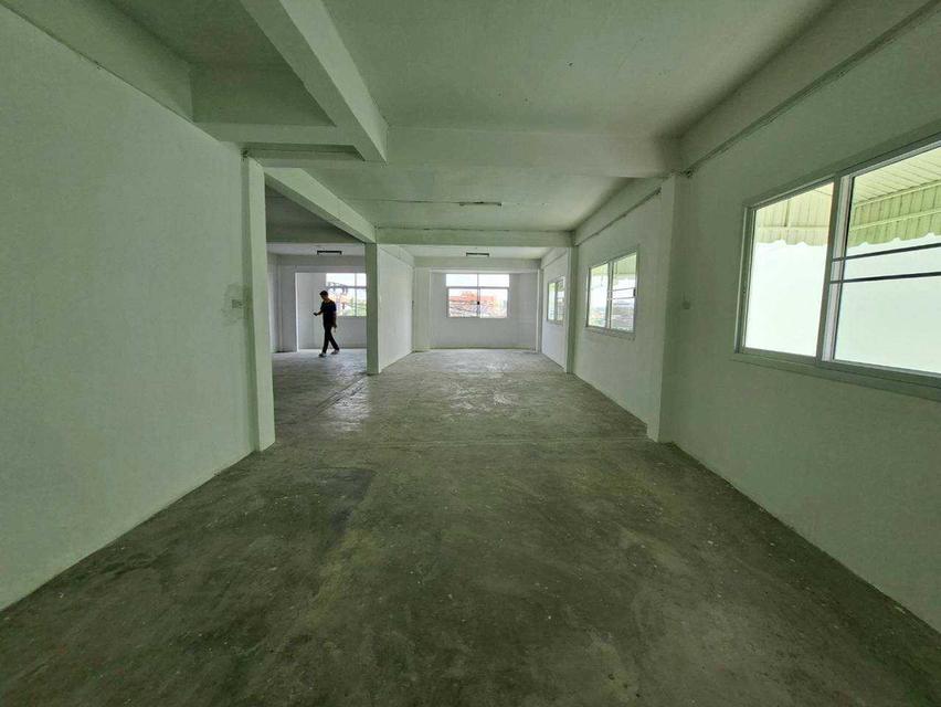 ให้เช่าอาคาร 2 ห้อง 3 ชั้นครึ่ง + ดาดฟ้า ทำเลทอง ลาดพร้าว 71 (ตรงข้ามตลาดนัด ใกล้ป้ายรถเมล์) (N.1723) 12