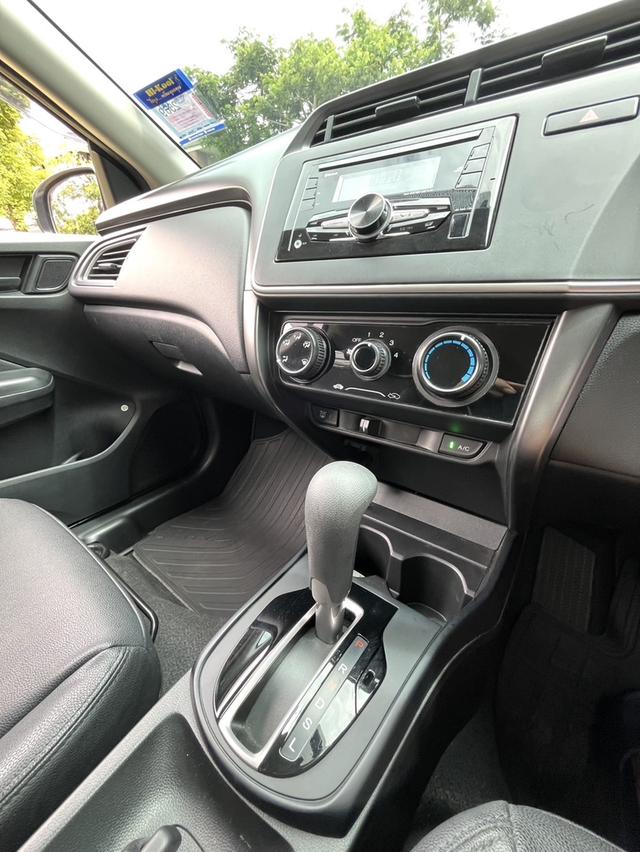 Honda City 1.5 S  ปี 2019 12