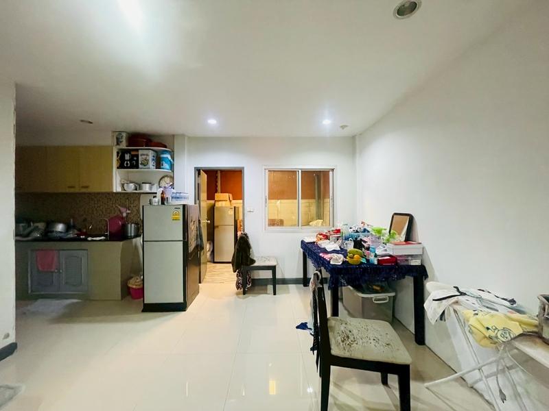 ขายทาวน์เฮ้าส์ 2 ชั้น สภาพดี พร้อมอยู่ | หมู่บ้านสินทวีเทียนทะเล 2 (รหัส 86116) 9