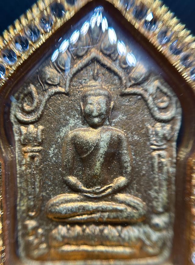 ขุนแผนผงพรายกุมาร หลวงปู่ทิม ปี15 บล็อกทองเหลือง ฝังตะกรุดสาริกา รูปที่ 4