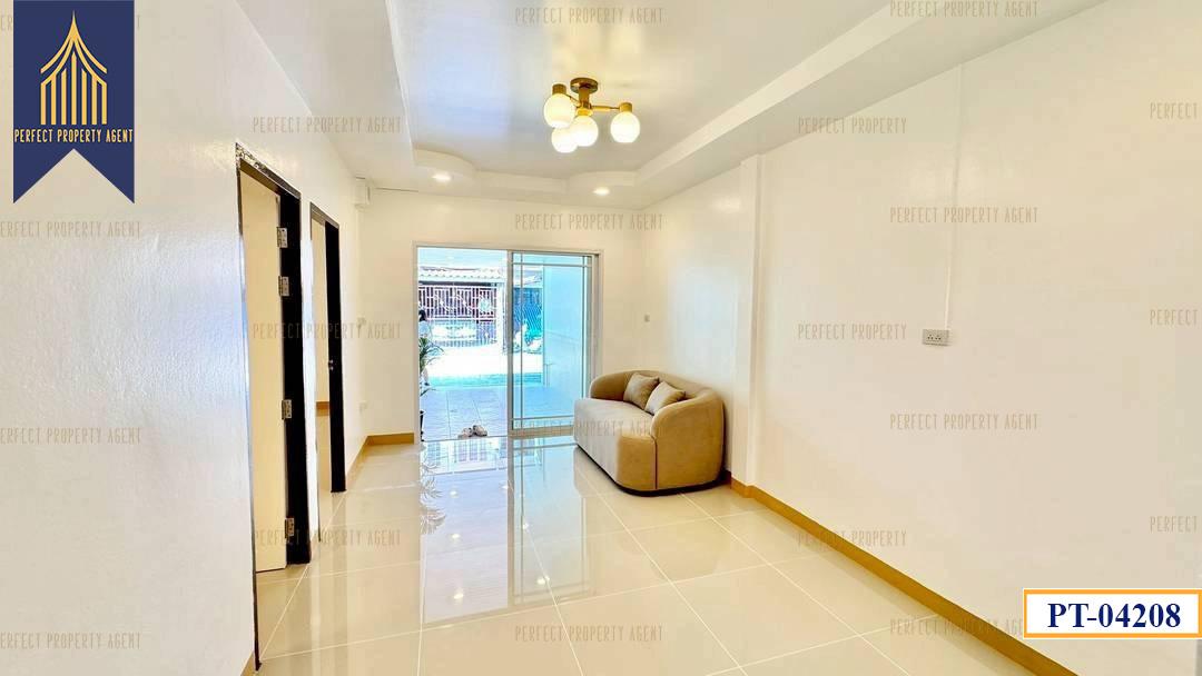 ทาวน์เฮ้าส์ชั้นเดียวบัวทอง 4 บางบัวทองราคาย่อมเยาว์ 5