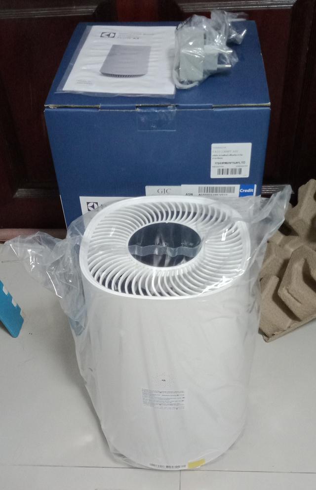 ขายเครื่องฟอกอากาศ Electrolux รุ่น FA31-200WT ขอลงใหม่ มือ1 ขาย 2,190฿ รวมส่ง/ ยังไม่ได้แกะกล่องมีใบรับประกันในรับประกันในกล่อว โทรและไลน์ 081-1162670