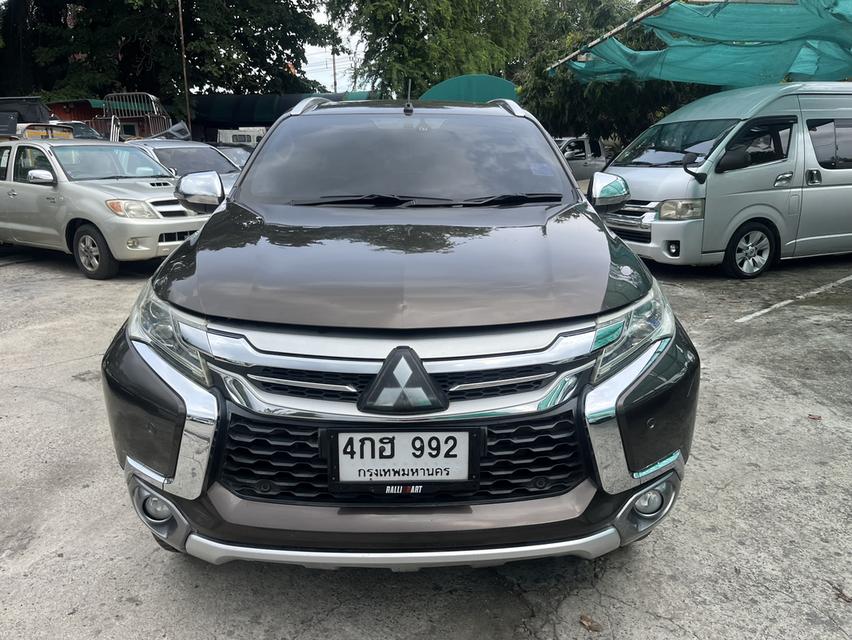 2016 Mitsubishi pajero 2.4 GT 4x4