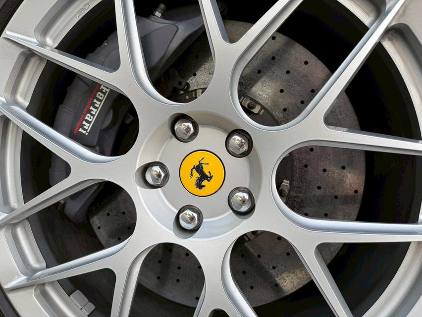 รหัสรถ KPV53 2023 Ferrari 296 GTS (Retractable Hardtop) สี GIALLO MODENA 12