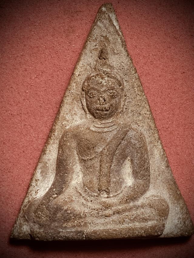 พระนางพญาเสน่ห์จันทร์ เนื้อดิน(พระกรุ)