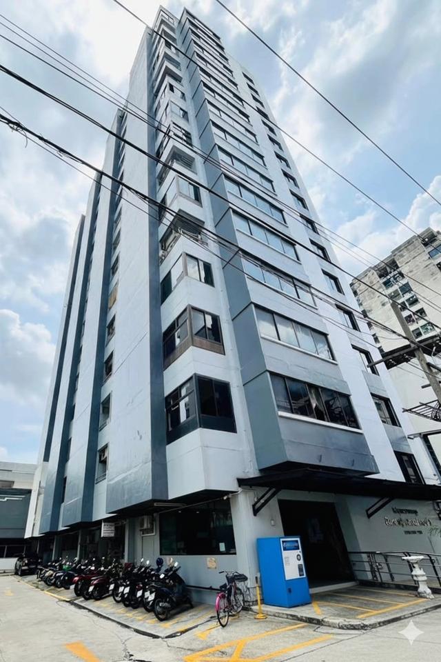 ห้องสวย 59 ตรม. เข้าออกหลายทางใกล้รถไฟฟ้า 2