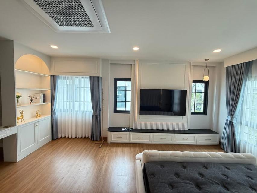 ให้เช่า: บ้านหรู The Centro Bangna เฟส 2 - 62 ตร.ว. 303 ตร.ม. 4นอน 5น้ำ ใกล้เมกะบางนา เฟอร์นิเจอร์ครบ พร้อมเข้าอยู่ 2