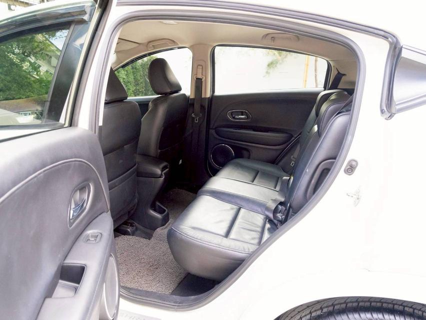 Honda HR-V 1.8E Limited ปี 2015 13