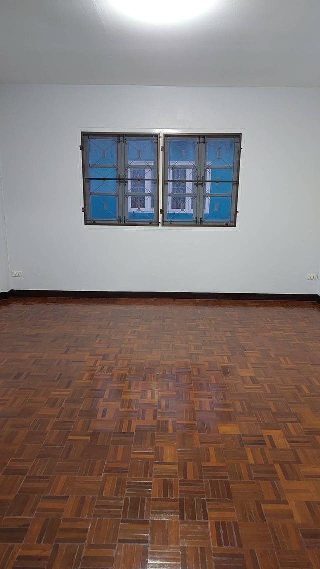 ให้เช่าทาวน์เฮ้าส์ หมู่บ้านเฟิร์สโฮม ใกล้ห้าแยกวัชรพล 3