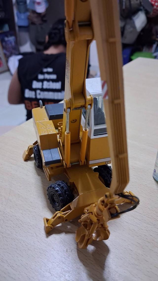ปรับลดราคาครับ รถโมเดล รถเหล็ก สายก่อสร้างงานเยอรมันหายากครับ Conrad Liebherr A932 Material Handler รูปที่ 12