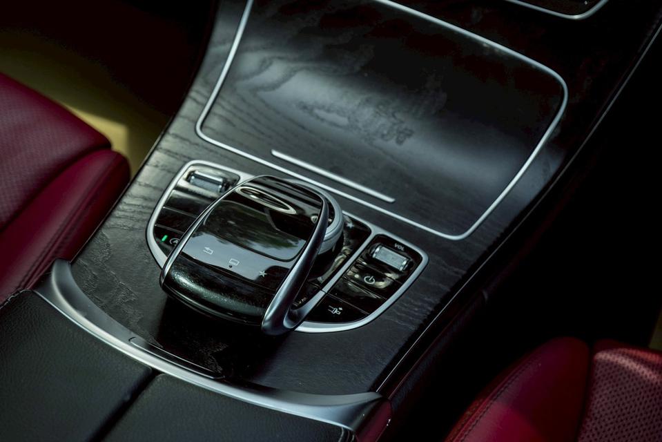 Mercedes-Benz C250 2.0 Coupe AMG Dynamic W205 AT 2017 รูปที่ 15