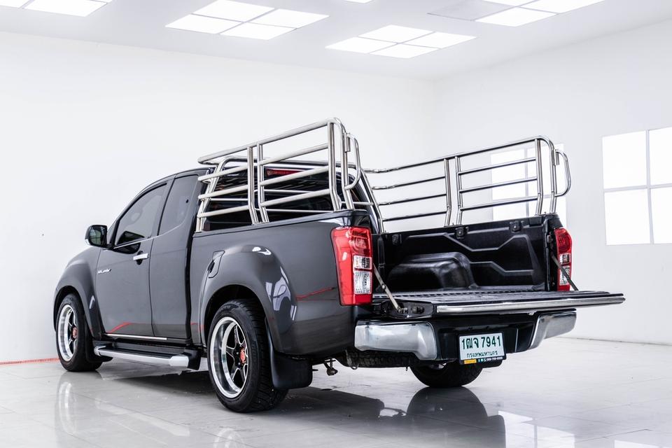 ISUZU D-MAX SPACECAB 2.5 VGS Z HI-LANDER  2015  9