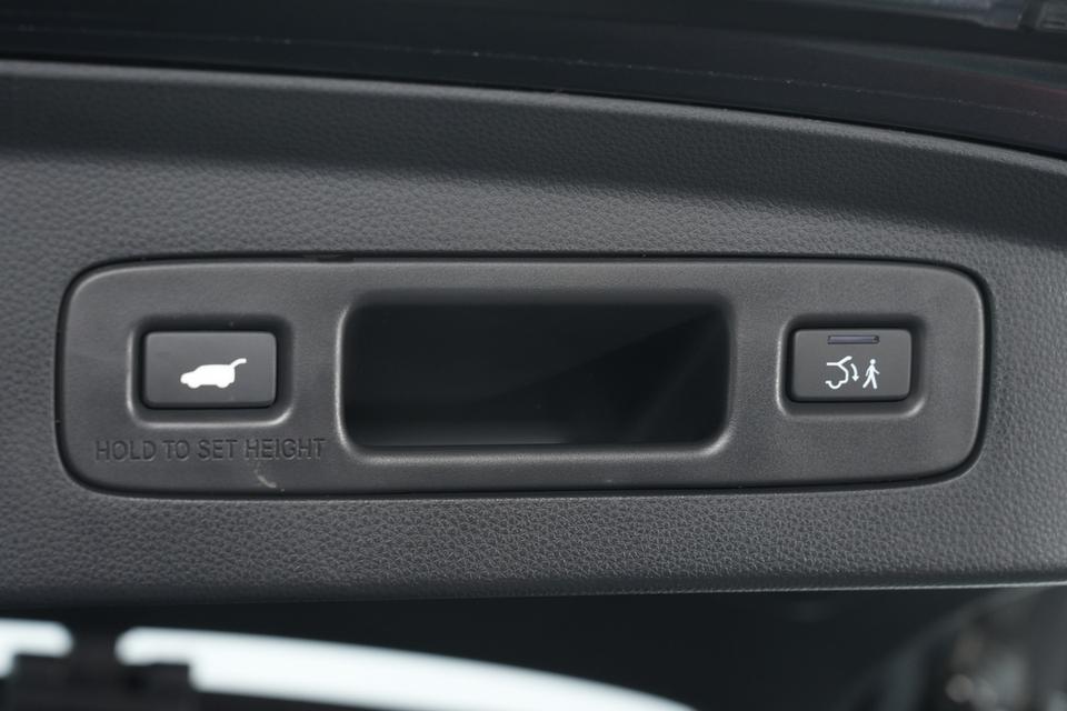 2022 HONDA HR-V 1.5 e:HEV RS SUV สีเทา ไมล์ 69466 กม. 18