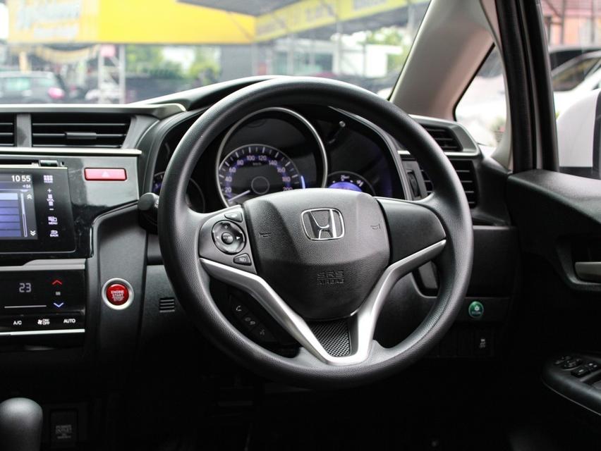 HONDA JAZZ 1.5 i-VTEC V+ ปี 2015 (VAT) เกียร์ AUTO สีขาว เครื่อง เบนซิน รถสวยพร้อมใช้งาน ไมล์แท้เพียง 164,906 km. 14