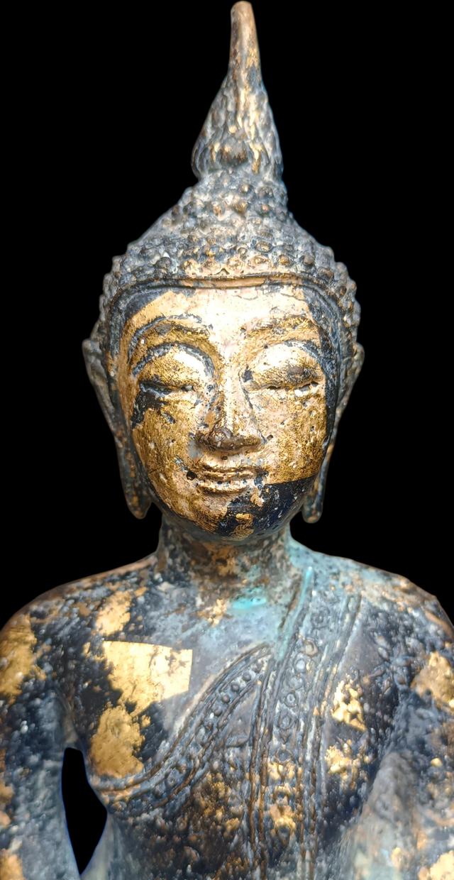 พระบูชารัตนะ  ขนาด หน้าตัก 4.5 นิ้ว สูง 7.5 นิ้ว 1,900 ส่งฟรี EMS