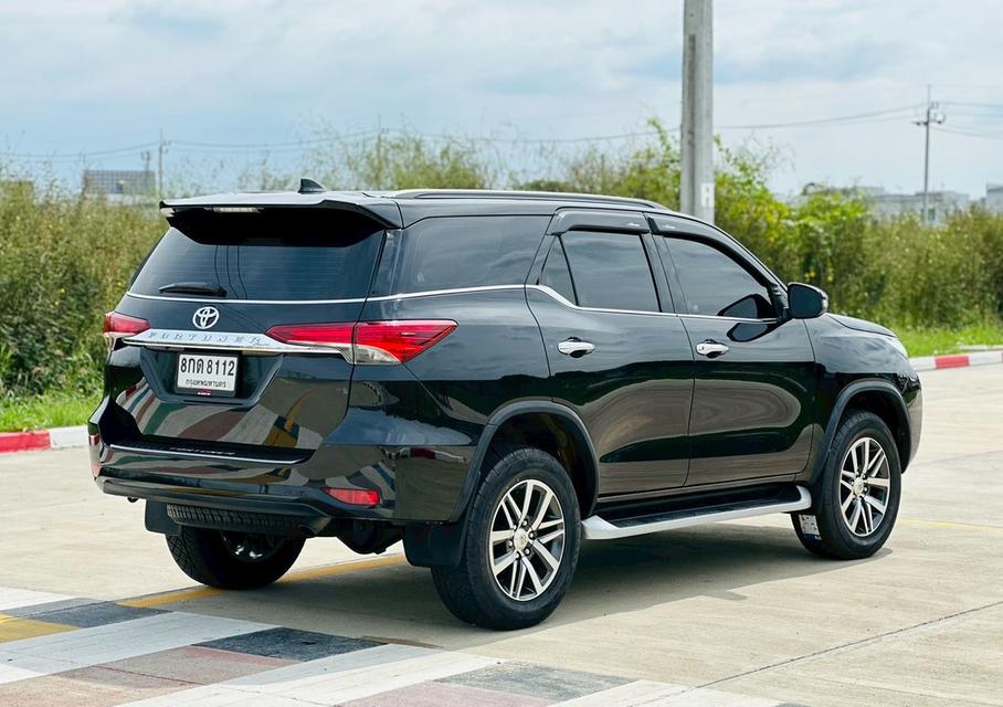 ขายด่วน! # TOYOTA FORTUNER 2.4V 2WD ปี 2019 สีดำ สภาพเยี่ยม ไมล์แท้ เช็คศูนย์ครบ รับประกันหลังการขาย 2 ปี หรือ 30,000 กม. 🚗 ราคา 769,000 บาท 💥 ออกร รูปย่อยที่ 4